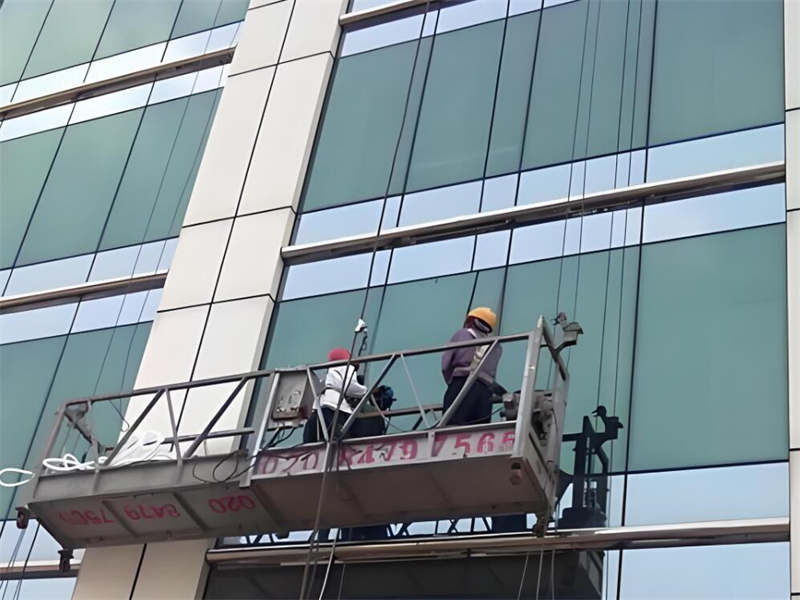 幕墻改造施工現場